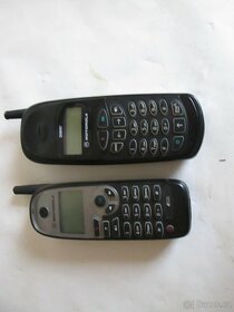 STAR.SBĚR.MOBILY A NABÍJEČKY. - 6