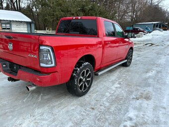 Dodge ram 1500 rok 2015 - 6