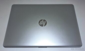 HP 15 AMD-A6 SSD256gb+HDD1TB 8gbRAM 15,6" W10 - 6