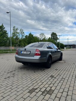 Volkswagen Passat - 6