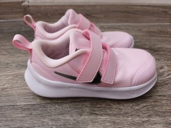 Nové holčičí růžové tenisky Nike, vel. 26 - 6