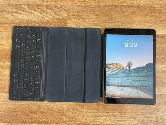 Apple Ipad 7 generace - 6