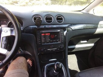 Ford Galaxy 2011 ;2 tdci 100kw. manuál.7 místný - 6