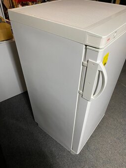 MRAZÁK AEG 213 / 184 L se zárukou 1 měsíc - 6