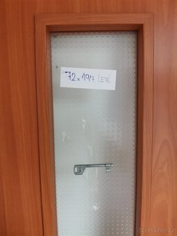 Zánovní interiérové dveře - částečně prosklené - 6