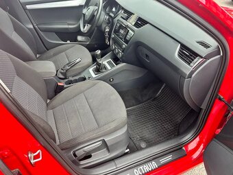 Škoda Octavia hatchback 1.6 Tdi 81Kw - 6