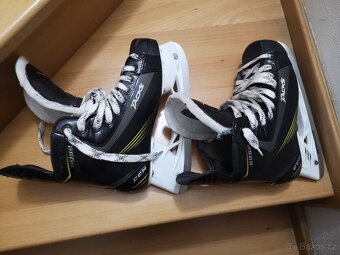 Profi brusle CCM Tacks 6052 vel. 6 D (EUR 40) - 6
