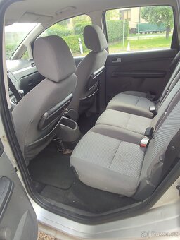 Ford c Max 1.6 nafta - 6