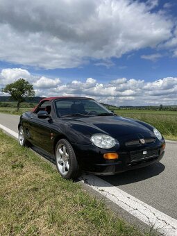 MG F 1.8i - 6