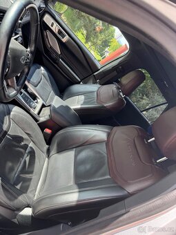 Ford Explorer 3.0 PHEV Platinum - 6