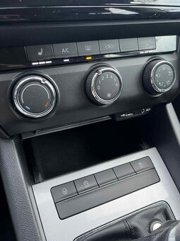 Škoda Octavia 3 4x4 Combi - 6