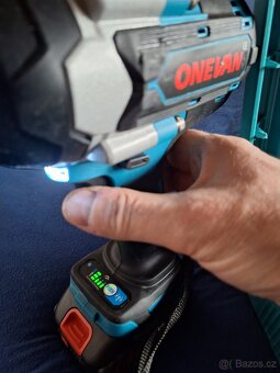 Rázový utahovák max. 2800 N.M. - 6