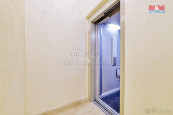 Pronájem obchod a služby, 20 m², Karlovy Vary, ul. Zámecký - 6
