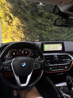 BMW 530d Sportline - 6
