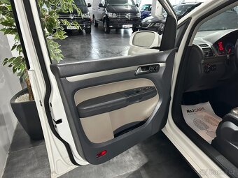 Volkswagen Touran 1,4 TSI DSG CROSS BI-XEN NAVI BEZ KOROZE - 6