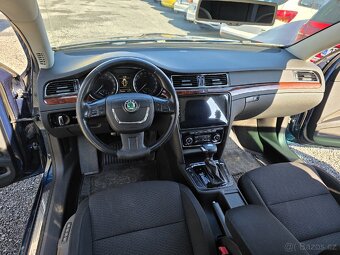 Škoda Superb 2.0 TDI DSG 125kw Xenon Sound - 6