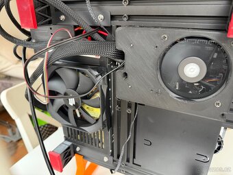 Silně upravená 3D tiskárna Ender 3 V2 + Klipper +RPi 4B +CYD - 6