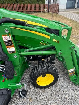John deere 1025r - 6