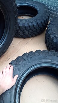 265/70 R17cca 500km najeto,jako NOVÉ 4x4 M/T M+S pneu - 6