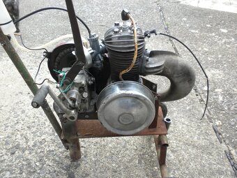 Motor JAWA VILLIERS r.v,1933 v chodu možná i výměna - 6