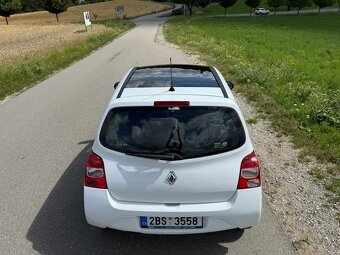 Renault Twingo II Night & Day 2009 1.2 56 kW - krásný stav - 6