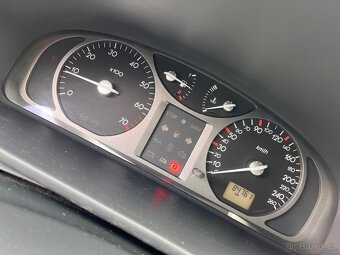 Renault Laguna 2 benzín - 6