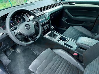 VW PASSAT VARIANT 2.0 TDI 110kW HIGHLINE TAŽNÉ - 6