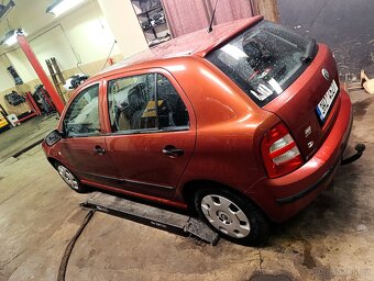 Škoda fabia 1.4 MPI - 6