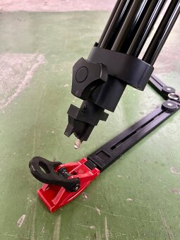 Profesionální kamerový stativ Deree - 6