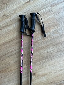 Téměř nové lyžařské hůlky - vel. 105 cm - 6