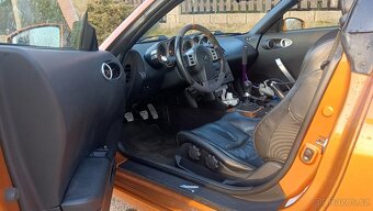 NISSAN 350Z - 6