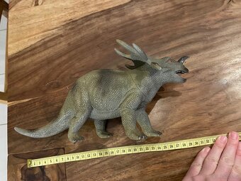 Dinosauři - 6