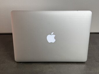 Macbook Air 13'' 2017 / i5 / 8GB / 128GB SSD / DPH - 6
