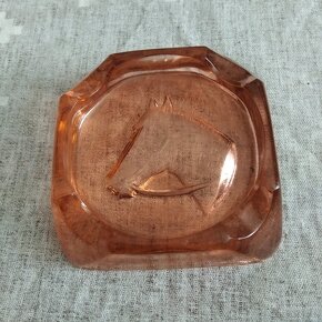 stare hutni barevne sklo vazy,misy,sklenice atd. - 6