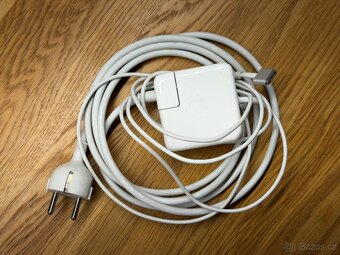 MacBook Air 2017 | i5 1.6 GHz | 8 GB RAM | 256 GB SSD - 6