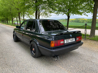 BMW E30 324td - 6