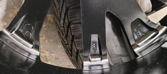Lexus NX( od 2021) 18' alu, nové, zimní Yokohoma - 6