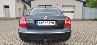 Volkswagen Passat B5.5 Sedan 2.8 4x4 V6 Highline - 6