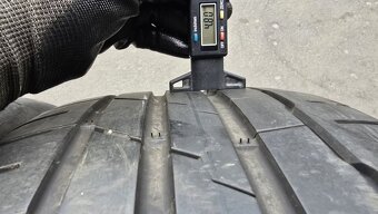 Letní pneu 235/40/19 Hankook - 6
