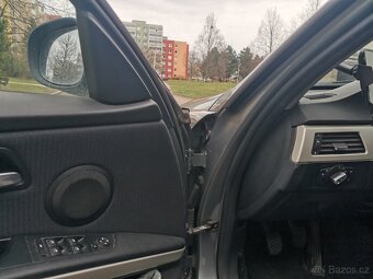 Bmw 320d touring, 120 kW, rok 2012 - 6