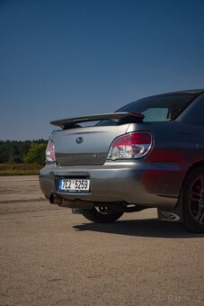 Subaru Impreza 2.0R - 6