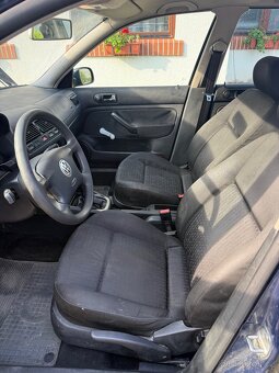 VW GOLF IV - 6