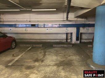 Pronájem garážových stání pro osobní automobily a čtyřkolky  - 6