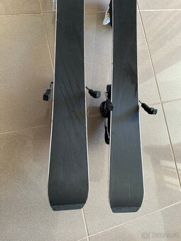 Dívčí lyže 90 cm + bílé přeskáče Atomic vel. 20 - 6