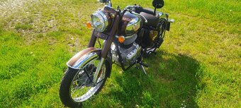 Royal Enfield Classic 350 - 6