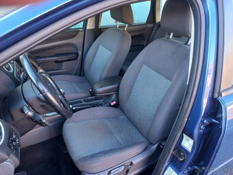 Ford Focus Com 1.8i KLIMA - 6