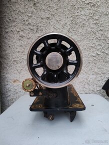 Šicí mašina Minerva - 6