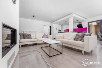 Prodej rodinný dům, 228 m2 - Brno - Líšeň, ev.č. 00949 - 6