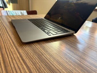 MacBook Air 2020 - 6