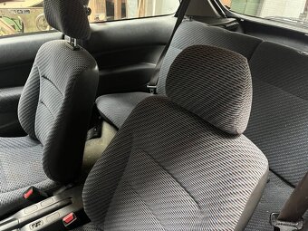 Honda Civic coupe 1,4 - 6